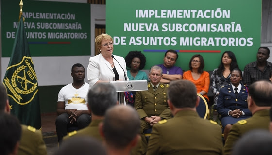 Bachelet encabeza puesta en marcha de nueva Subcomisaría de Asuntos Migratorios de Carabineros