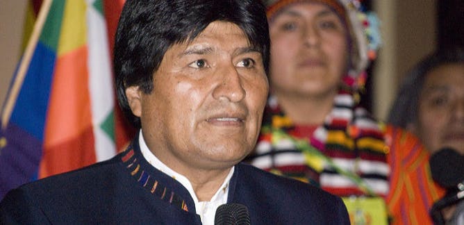 Evo Morales: «Queremos tener buenas relaciones con el nuevo presidente de Chile»