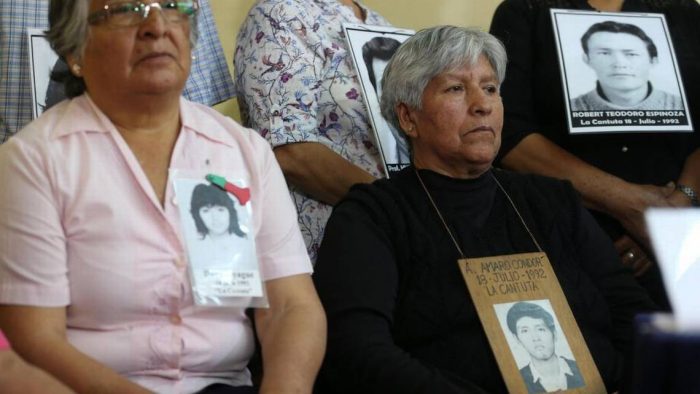 «Fujimori me quitó a mi madre», reclama hija de ex alcaldesa peruana asesinada
