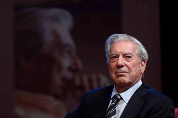 Vargas Llosa: los autores no están tan mal vistos como antes en Latinoamérica