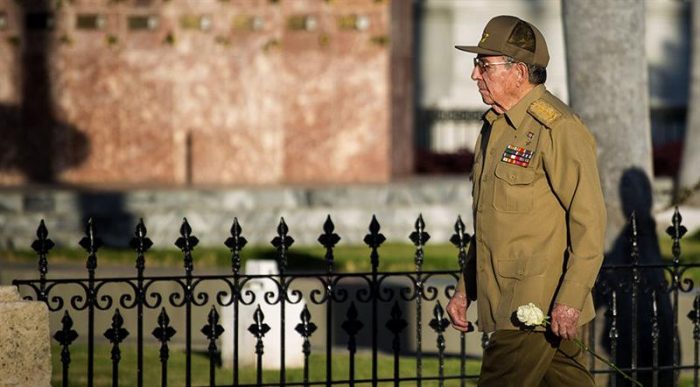 [VIDEO] Raúl Castro preside ceremonia de homenaje a Fidel Castro en Santiago de Cuba