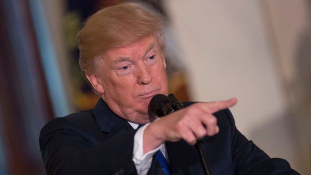 Trump dice que las guerras comerciales son «fáciles de ganar» tras anuncio proteccionista