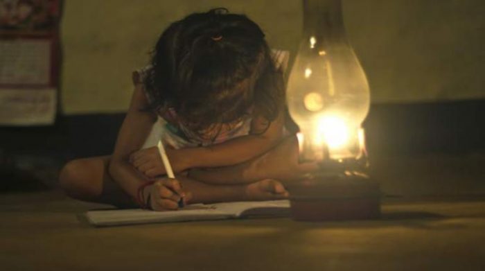 Casi mil millones de personas en el mundo viven sin electricidad, según ONU