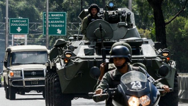2 policías muertos y «criminales abatidos» en operación contra el expolicía sublevado Óscar Pérez, según el gobierno de Venezuela