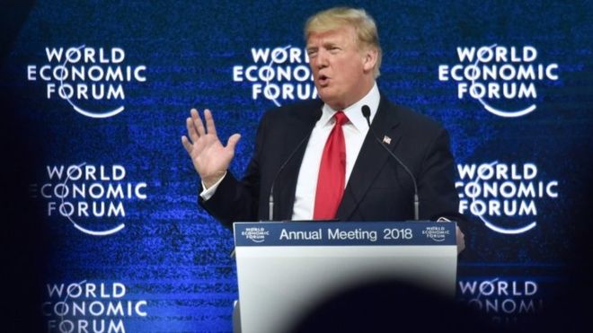 «Ya no vamos a cerrar los ojos al comercio depredador»: qué dijo Donald Trump en el primer discurso de un presidente estadounidense en Davos en 18 años