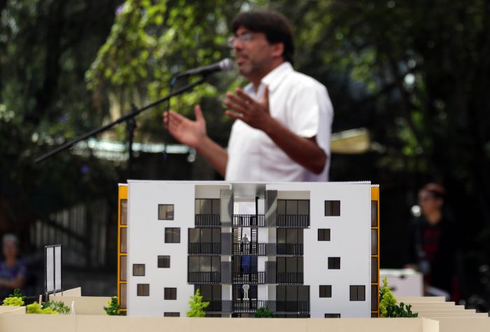 Inmobiliaria Popular: alcaldes de la Región Metropolitana desean replicar iniciativa de Daniel Jadue