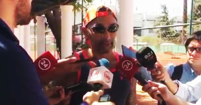 [VIDEO] Chino Rios vs los periodistas, round 2: el grosero insulto «a lo Maradona» que les dedicó a la prensa que lo esperaba