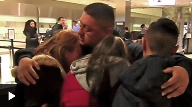 [VIDEO] La desgarradora despedida de un padre deportado tras vivir 30 años en Estados Unidos