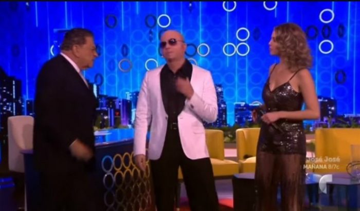 [VIDEO] Kramer vuelve saca carcajadas internacionales con imitación de Pitbull