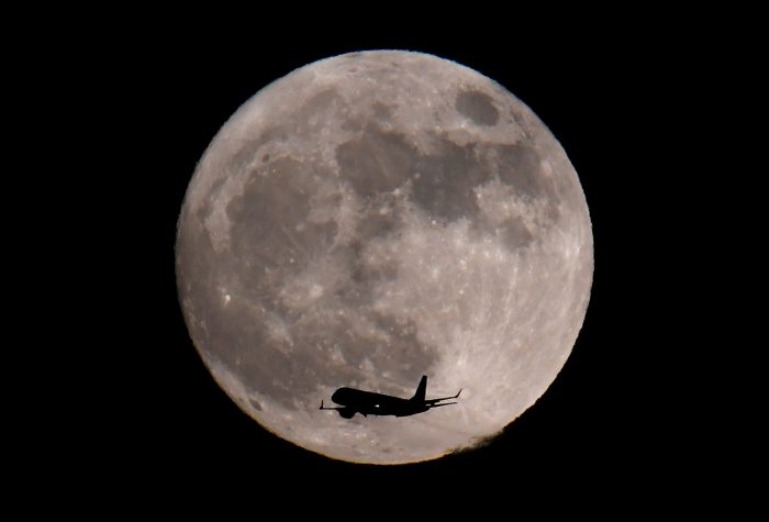 [FOTOS] La «luna del lobo», la noche en donde el satélite se acercó casi 30.000 kilómetros a la Tierra