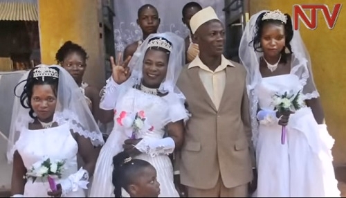 [VIDEO] Hombre se casa con tres mujeres el mismo día para ahorrar en la boda