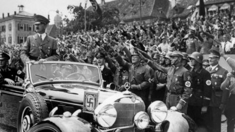 ¿Cómo funciona el cerebro nazi?: libro indaga mentalidad basada en el odio y la obediencia