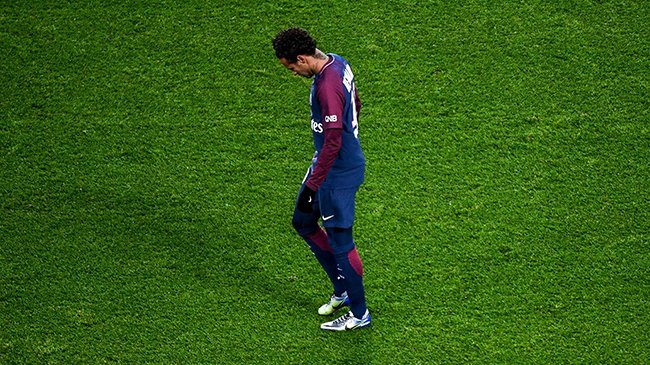[VIDEO] Neymar está triste: Astro brasileño lamenta haber recalado en la liga francesa