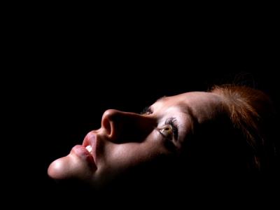 Parálisis del sueño, «sensación terrorífica» en la que influyen los traumas