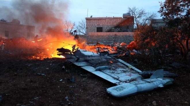 Un avión de combate ruso Sukhoi-25 cae derribado en Siria