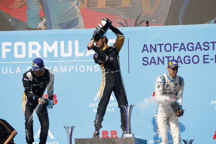 El francés Jean-Eric Vergne se adjudica la histórica etapa de la Fórmula E en Chile