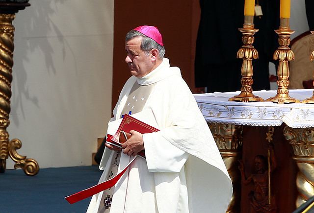 Juan Barros llega a Europa y confirman su asistencia a la cita con el papa Francisco