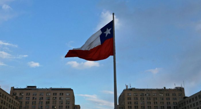 Megafraudes en Carabineros y Ejército le pasan la cuenta a Chile: cae dos puestos en el Índice de Percepción de Corrupción