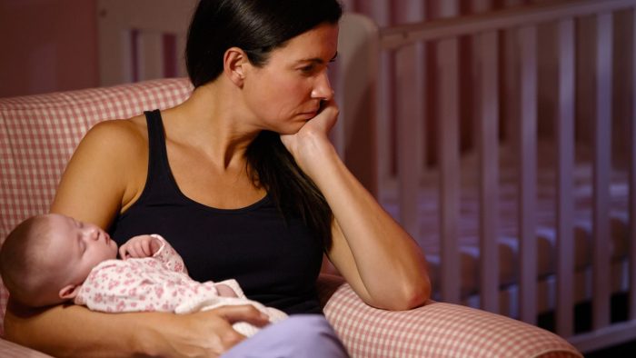 “Cuando nos convertimos en madre, nos convertimos en invisibles”: Cuáles son los síntomas de la depresión post parto y cómo reconocerla