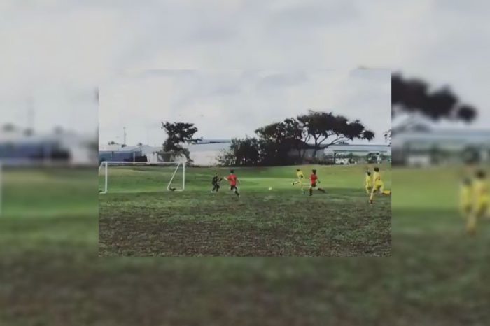 [VIDEO] El futuro está en buenas manos: hijo de Iván Zamorano deslumbra en escuela de fútbol de Boca Juniors