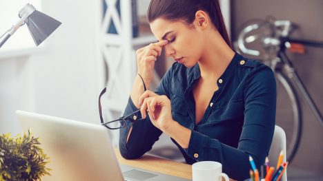“La otra carga”: mujeres al límite entre el cuidado, el cansancio y el poco reconocimiento