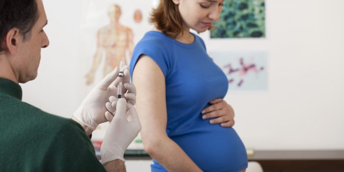 Vacunación contra la influenza: Toda la información que deben saber las mujeres embarazadas
