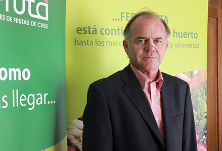 Antonio Walker, futuro ministro de Piñera, asegura que Pablo Longueira «tiene mucha autoridad moral para hablar de política»