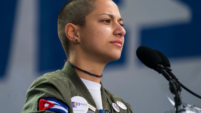 La ola de ataques personales contra Emma González, la desafiante estudiante sobreviviente del tiroteo de Parkland en Estados Unidos