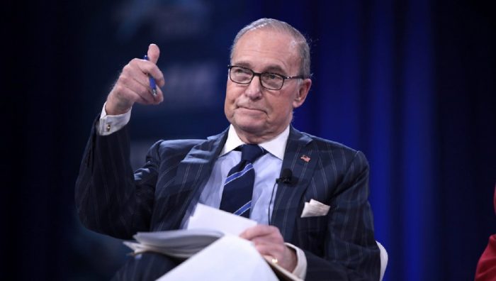 Trump elige a Larry Kudlow como nuevo asesor económico presidencial