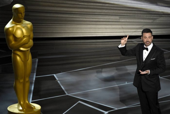 Jimmy Kimmel no perdonó a Harvey Weinstein ni el acoso en Hollywood en su monólogo de apertura