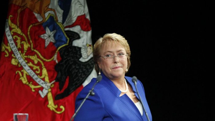 Adimark: Bachelet finaliza su mandato con un 39% de aprobación