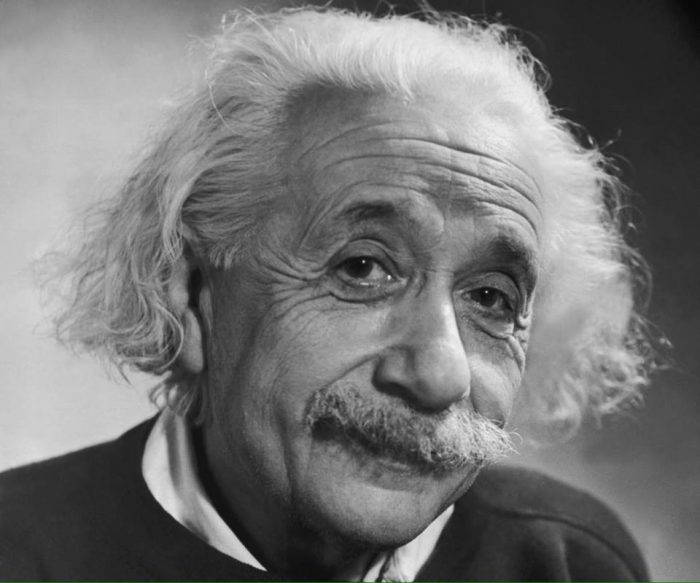 Charla gratuita «Einstein para principiantes» en Auditorio Enrique D’Etigny