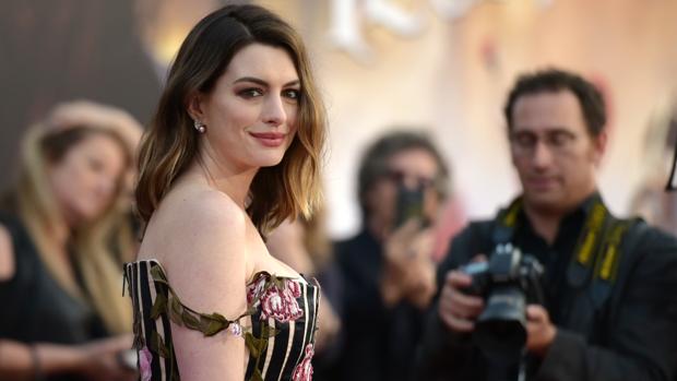 Anne Hathaway sube de peso y deja potente mensaje a los haters