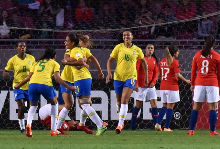 Brasil supera a Chile y Argentina a Colombia en inicio del cuadrangular final de la Copa América Femenina