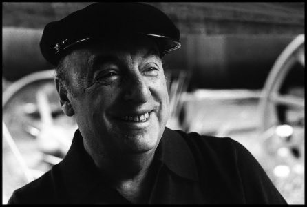 Lectura poética conjunta de Neruda de UC y U. de Chile