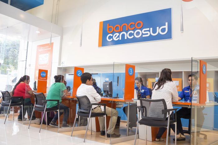Sigue de liquidación: Cencosud venderá el 51% de su negocio financiero en Perú a Scotiabank por US$100 millones