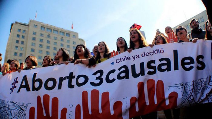 ONGs pro #Aborto3causales celebran dictamen de Contraloría: “Es un mínimo para el resguardo de los derechos de las mujeres”