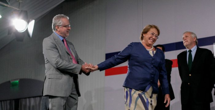 Operación Legado: La dupla Bachelet-Pacheco a tablero vuelto en lanzamiento de libro sobre revolución energética a la chilena