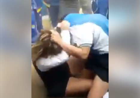 Registran brutal pelea entre estudiantes de liceo en Antofagasta