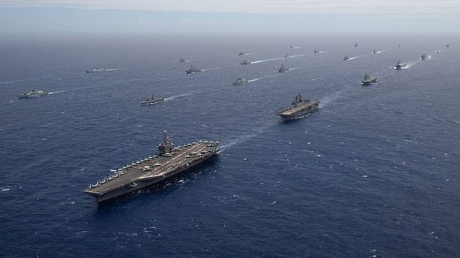 Cómo es el RIMPAC, el ejercicio de guerra naval más grande del mundo en el que participarán Chile, Colombia, México y Perú