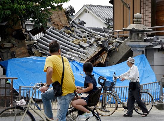 Un potente terremoto de 6,1 grados causa 3 muertos y 300 heridos en Japón