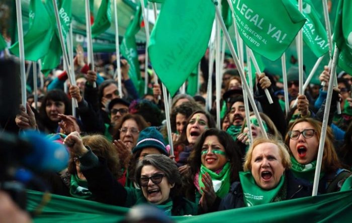 El momento exacto en que las argentinas se enteran de la votación del aborto