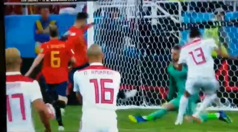 Rusia 2018: El impresentable error de Ramos e Iniesta que le regaló el gol a Marruecos