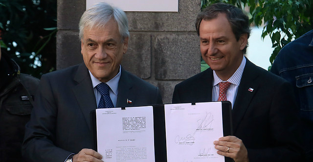 Piñera anuncia Sistema de Financiamiento Solidario que reemplazará al CAE: instituciones deberán asumir diferencia de arancel