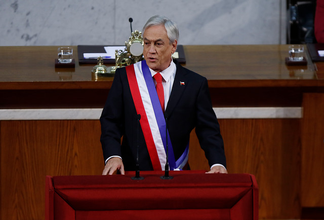 [CUENTA PÚBLICA] Piñera proclama la unidad pero golpea duro a Bachelet: «Durante los últimos 4 años nuestro país creció apenas un 1,7%»