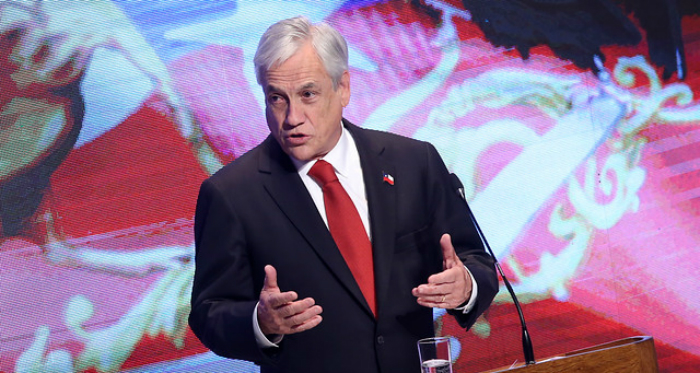 Adimark: aprobación de Piñera sube dos puntos y alcanza el 52%