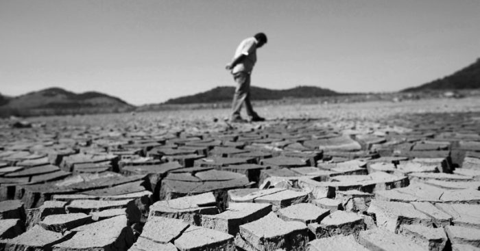 Experto alemán critica manejo del agua en Chile: «El sistema actual de gobernanza es inadecuado»