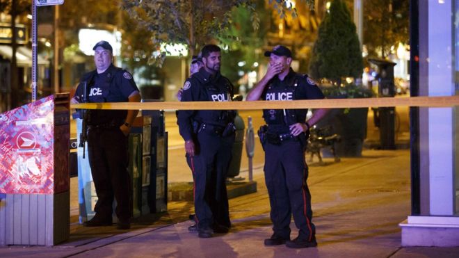Tiroteo en Toronto: una mujer muere y 13 personas resultan heridas en ataque en el centro de la ciudad