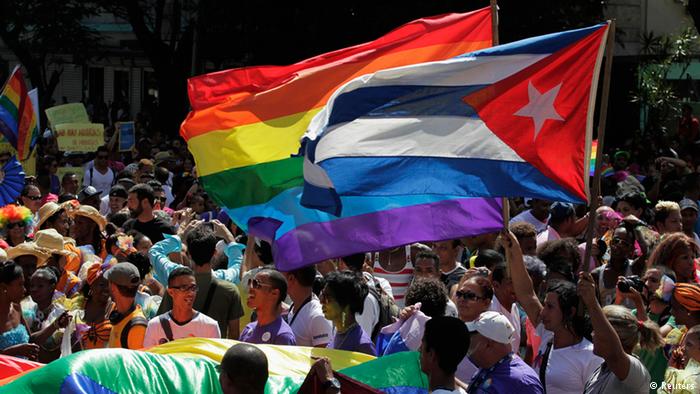 Cuba abre la puerta al matrimonio igualitario