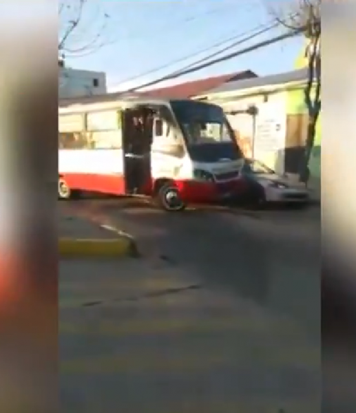 Violenta pelea en Quilpué tras choque de micro con automóvil deja 4 personas detenidas